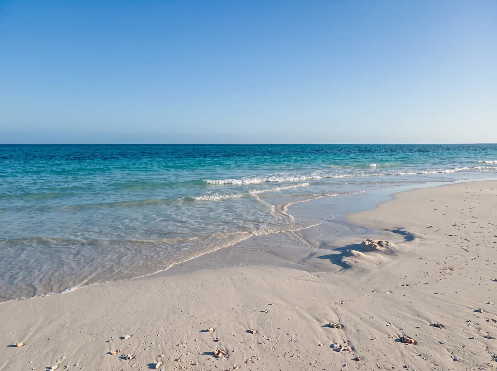 Кромка воды у Soul Beach